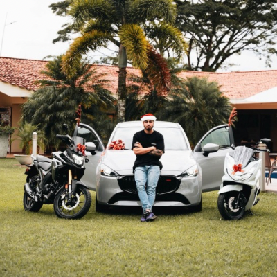 Premio - Mazda 2 Grand Touring